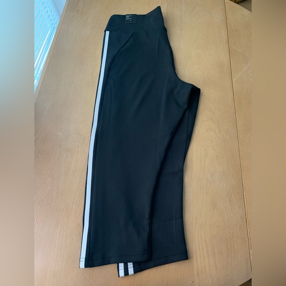 Designed to Move High Rise 3 Stripes Leggings - Picture 1 of 7